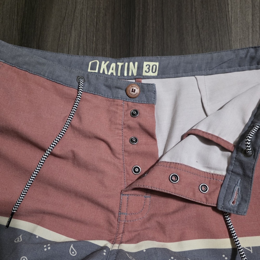 Katin USA Mens Paisley Board Shorts Red Blue Surf Trunks Size 30